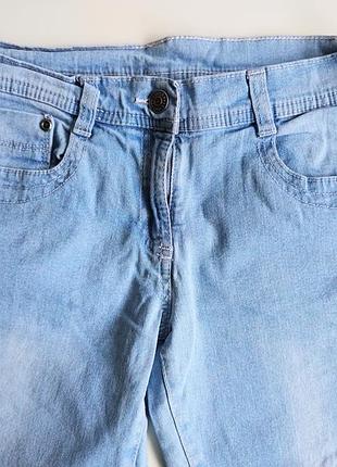 Джинси на дівчинку на зріст 152 см