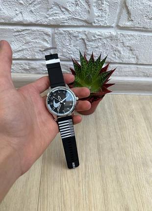 Годинник nike