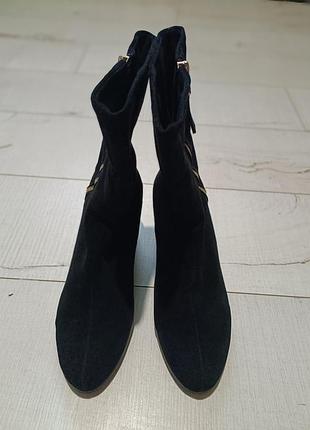 Женские сапоги ботльоны