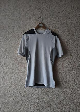 Компрессионная футболка adidas techfit
