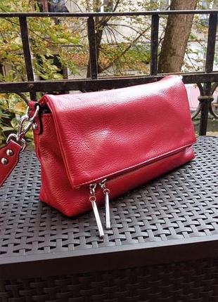 Червоний шкіряний клатч