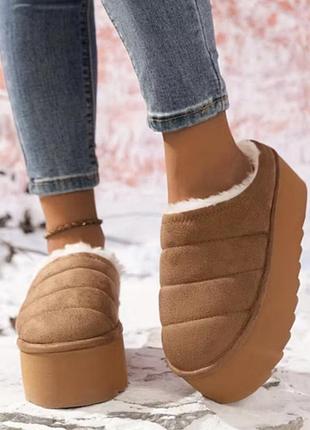 Уги розмір 38-39 від primark