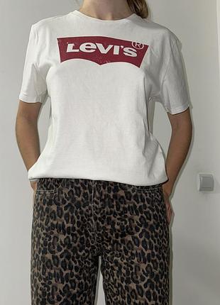 Оригінальна футболка levi’s