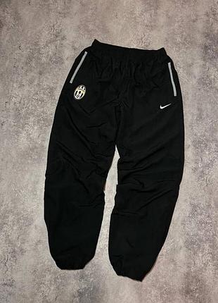 Винтажные нейлоновые штаны nike juventus