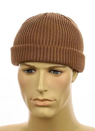 Шапка мини-бини однотонная вязаная с подворотом (докер, короткая) кэмэл, унисекс wuke one size
