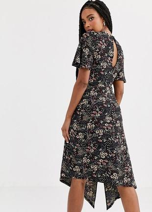 Асимметричное платье миди в цветочный принт miss selfridge