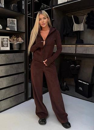 Спортивный флисовый костюм