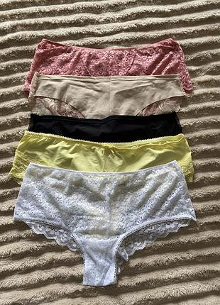 Кружевні трусики