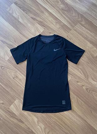 Термо футболка nike pro