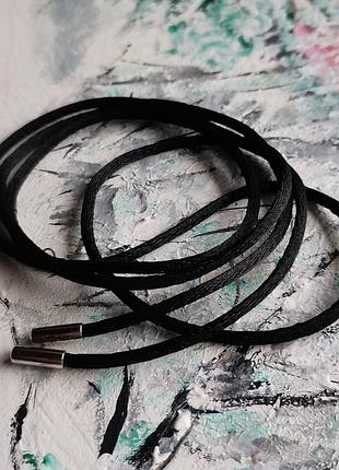 Шовковий шнурок зі срібними наконечниками кольє шовк срібло шнурок срібло шовк