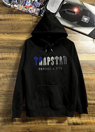 Trapstar худі з великим флісовим теді лого на грудях
розмір м
стан ідеальний