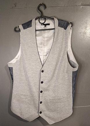 Жилет чоловічий