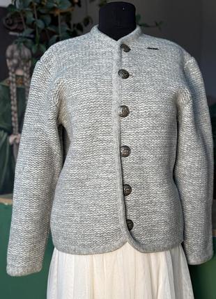 Жакет шерстяний