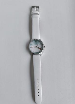 Женские наручные часы