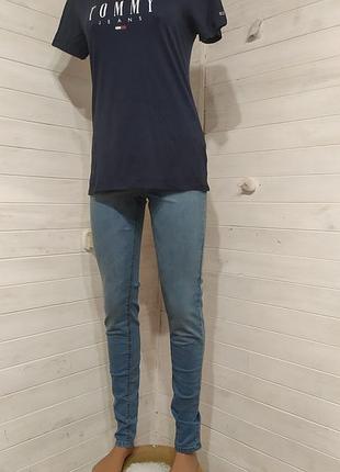 Футболка tommy jeans