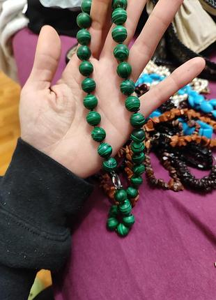 Ожерелье из натурального малахита