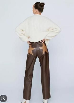 Брюки из искусственной кожи со звездами на ягодицах размер 20 с биркой nasty gal замеры есть на фото