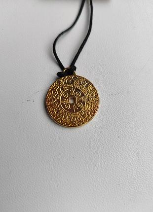 Амулет народов мира корейская монета на богатство 3x3x0,2 см металл