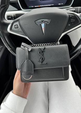 Стильна жіноча сумка в стилі balenciaga