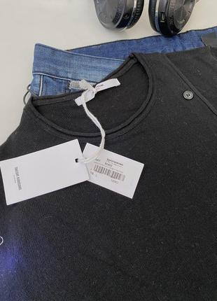 Стильный свитер итальянского бренда makeshy kurosawa