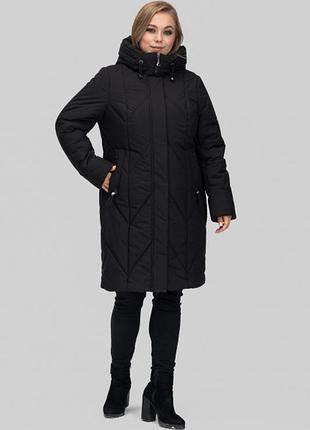 Зимнее водостойкое пальто с капюшоном больших размеров