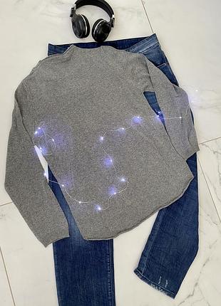 Стильный свитер итальянского бренда makeshy kurosawa