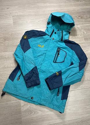Женская куртка ветровка jack wolfskin gore tex