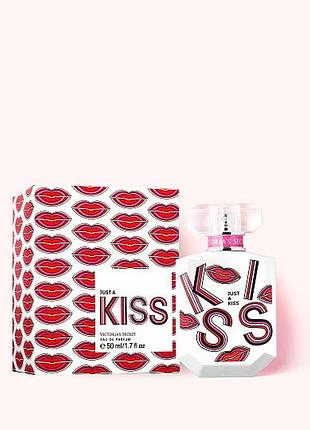 Kiss victoria's secret