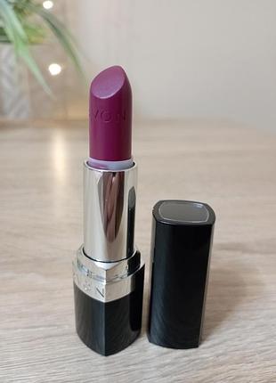 Помада увлажняющая кремовая avon