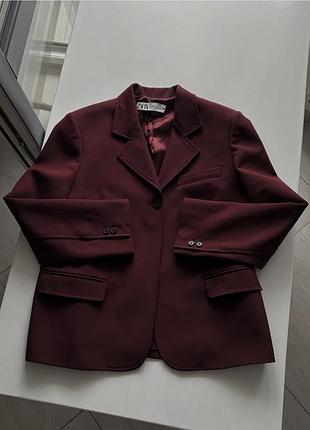 Вау😍стильний жакет zara в актуальному кольорі бургунді 💔 на тілі дуже гарно 😍 якісний