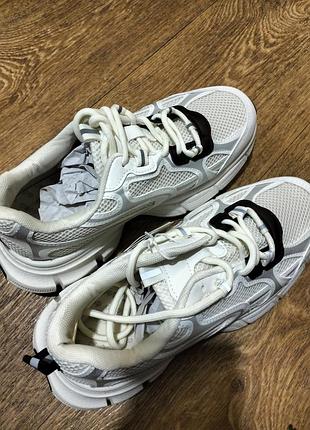 Белые новые кроссовки cropp 40 размер женские, стелька 26 см