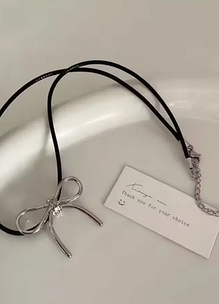 Прикраса тренд бант шнурок