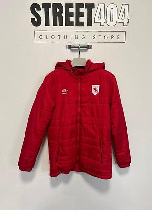 Куртка umbro red puffer / colne fc