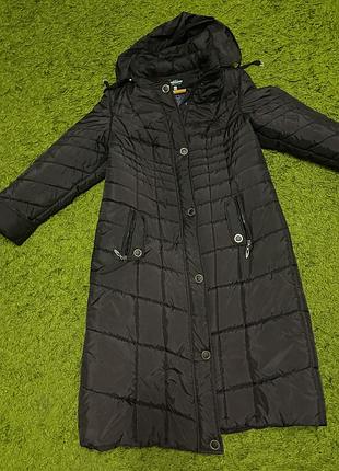 Довгий бордовий плащ куртка на зиму