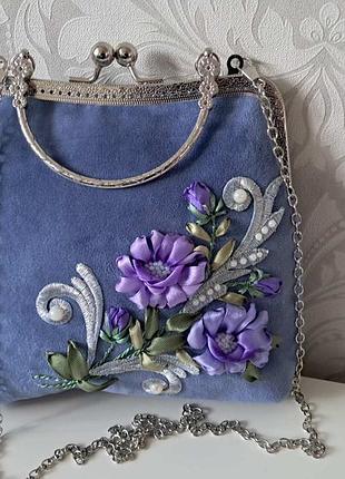 Сумочка женская "нежная" с вышивкой лентами
