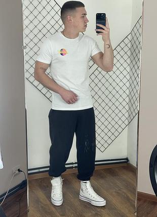 Біла футболка new era los angeles lakers з принтами