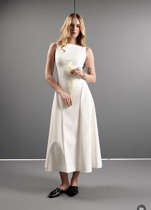 Жіноча сукня елегантна бренду gepur. одягалась лише один раз, в ідеальному стані. нова коштувала 4900,