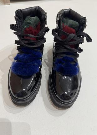 Зимові черевики жіночі 37 р