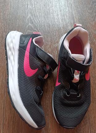 Кросівки nike