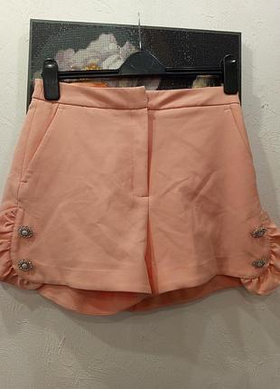 Шорти з гудзиками