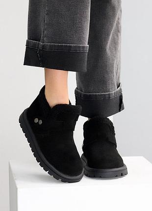 Зимові замшеві черевики