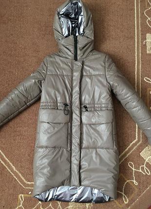Зимова куртка на дівчинку