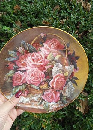 Тарелка коллекционная от grace de monaco rose plate в новом состоянии