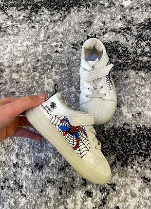 Дитячі кросівки білі spider-man sport