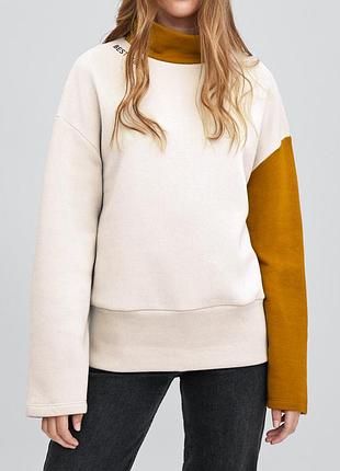 Світшот бежевий zara, розмір с-м