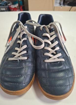 Обувь, футзалки 32 размер, в хорошем состоянии