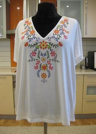 Класна футболка великого розміру, яскравий принт !!!