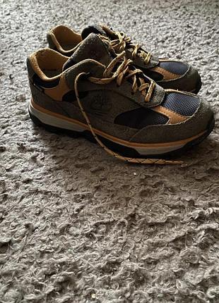 Кросівки стелька 22 см