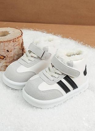 Кросівки дитячі 9