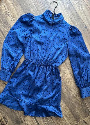 Шикарна синя міні сукня під атлас